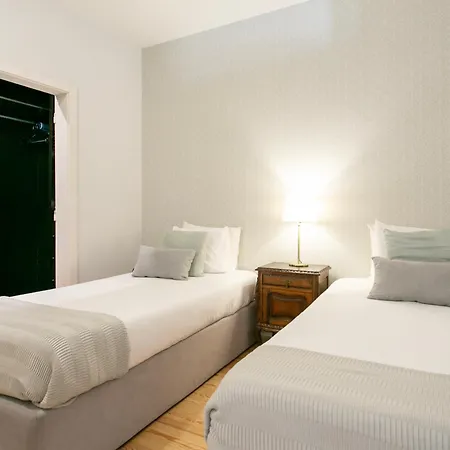 Boutique Near Ritz & Liberdade