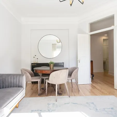 Boutique Near Ritz & Liberdade * Lisbon