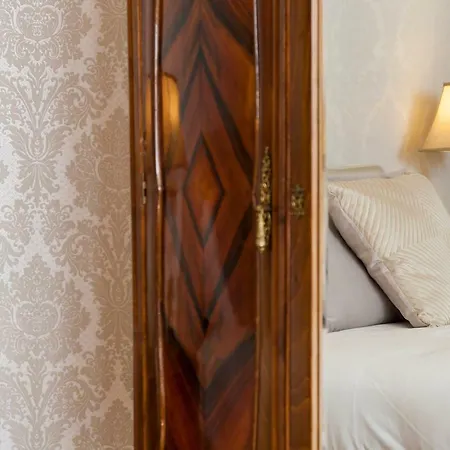 Boutique Near Ritz & Liberdade Apartment Lisbon