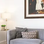 Boutique Near Ritz & Liberdade شقة